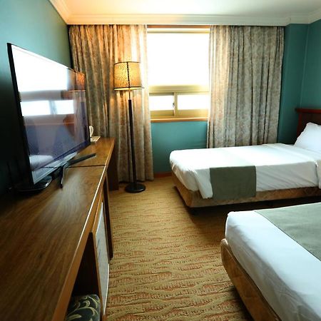 Prime Tourist Hotel ปูซาน ภายนอก รูปภาพ